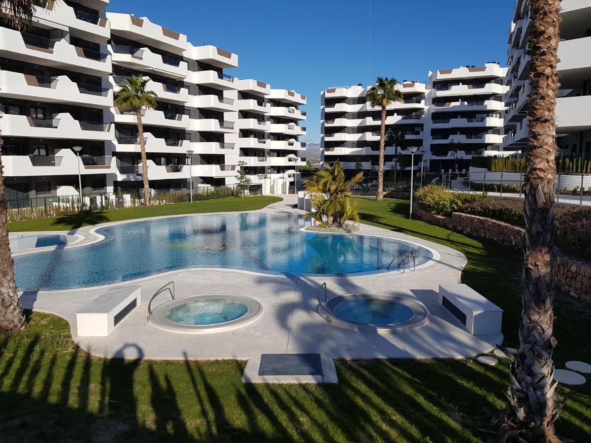 Apartament Gaudi Arenales del Sol Kültér fotó